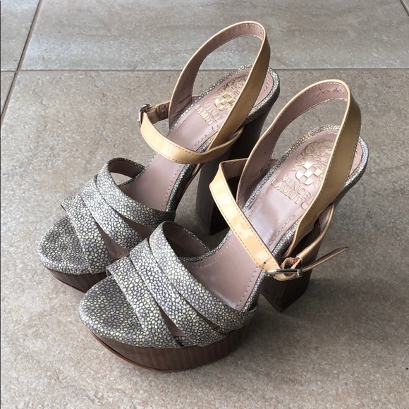 Heels - Picture 1 of 3